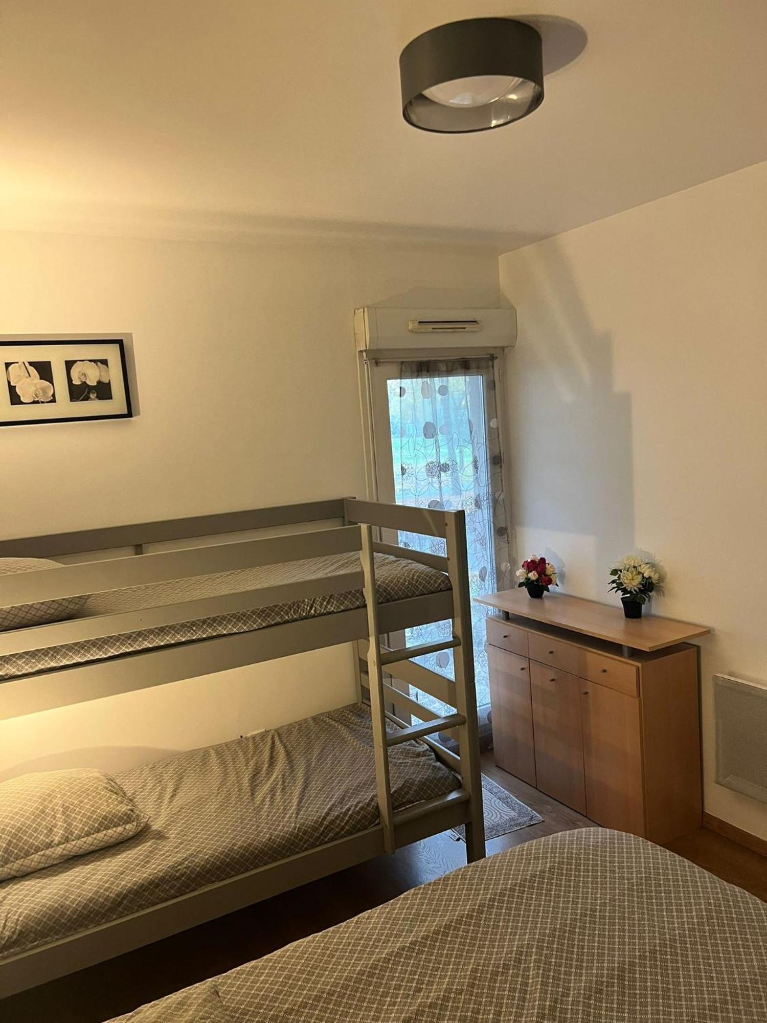 Appartement 5Min Gare Rer Disneyland Paris Val D'Europe La Vallee Village Parking Inclus Μοντεβρέν Εξωτερικό φωτογραφία